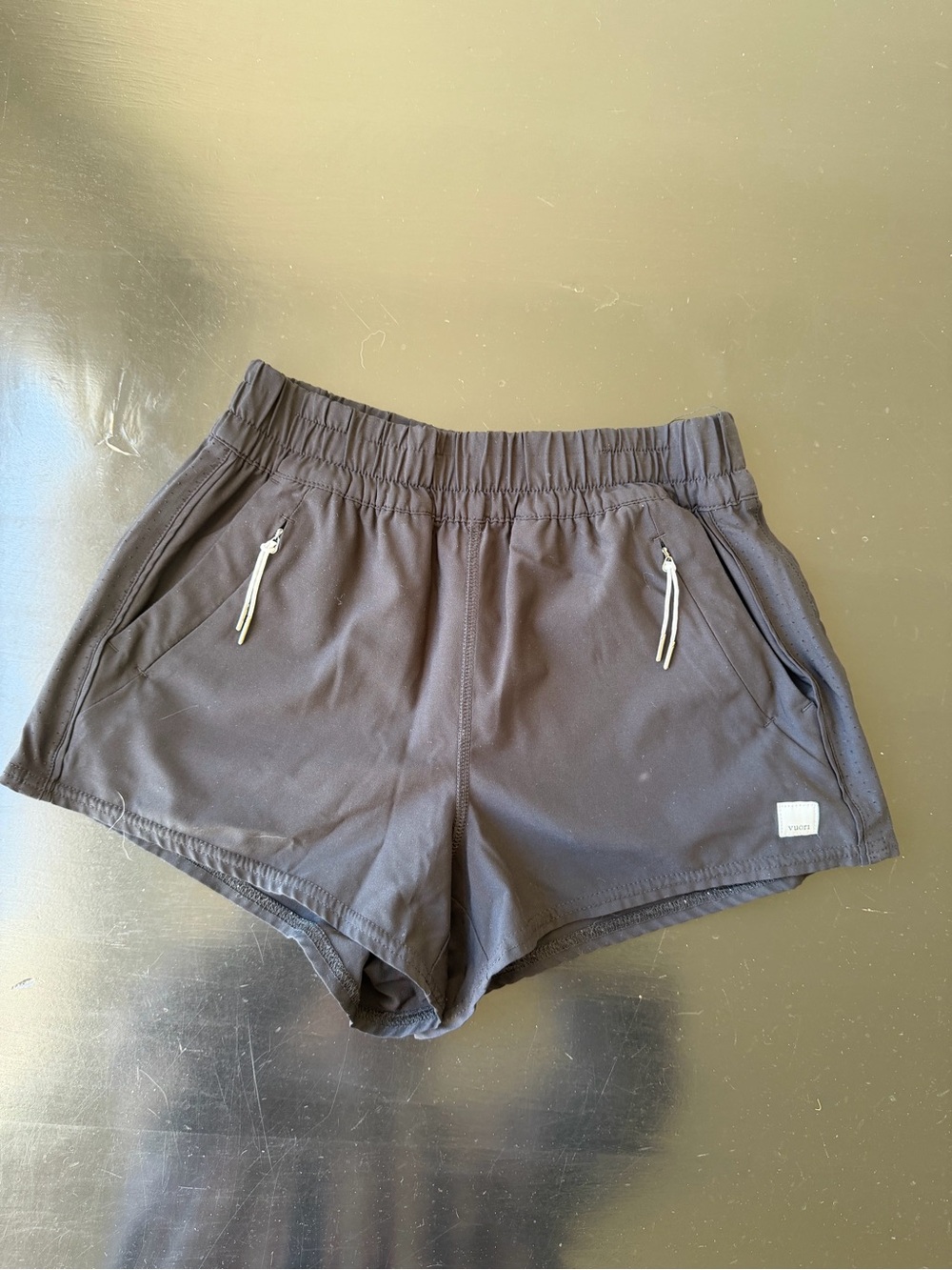 Vuori black XS short